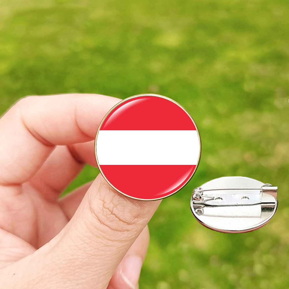 24 Football Flag Badge Pins Sc - Mountain Biking Georgia recension och pris